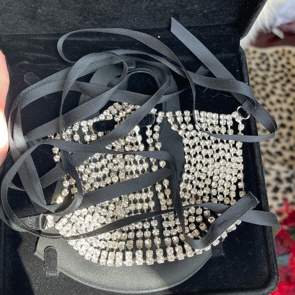 AREA NYC 💎 CRYSTAL FACE MASK 💎 SOLD OUT 💎 NEVER WORN - Picture 9 of 12